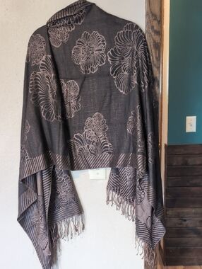 Pashmina Brown and Taupe Woven Floral Jacquard Scarf